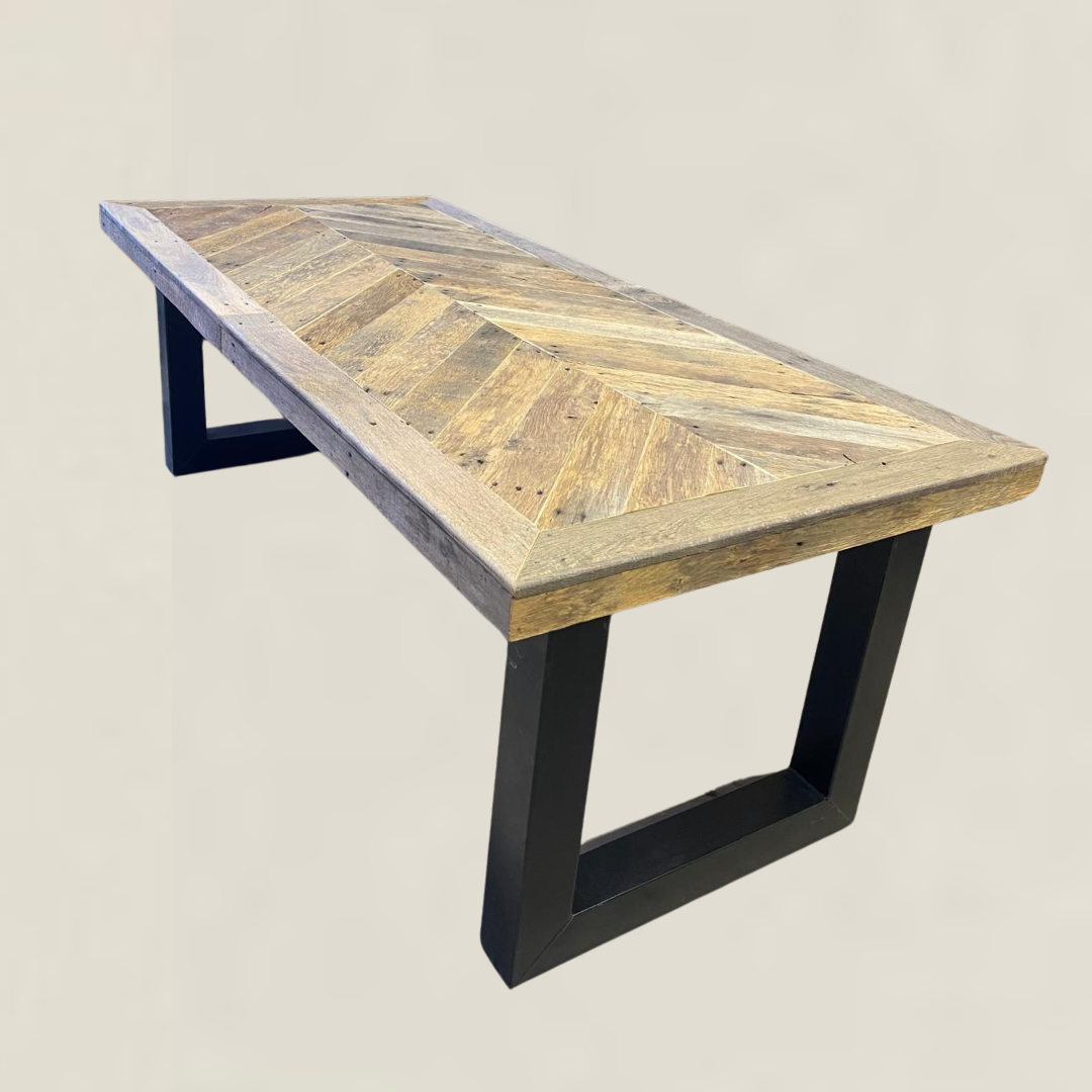 Barnwood tafels